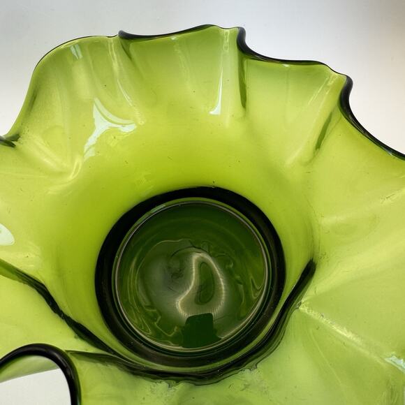 MCM‎ Vintage Emerald Green Hand Blown Controlled Bubble Glass Ruffled Edge Bowl - Picture 7 of 7